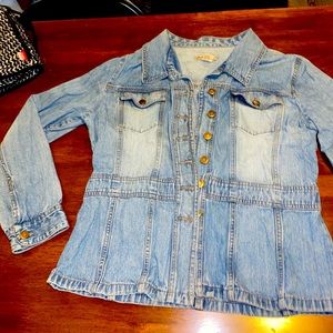 Light denim jean jacket